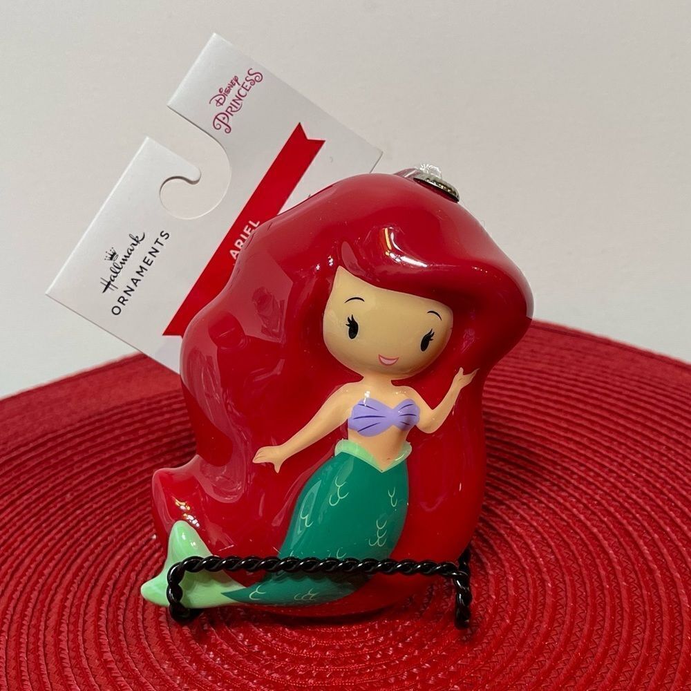 Hallmark Disney Princess The Little Mermaid Ariel Ornament NWT